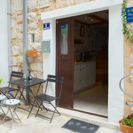 Apartment Natalia Old Town Split Exterior photo